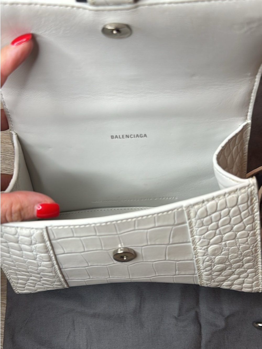 Balenciaga White Croc-Embossed Hourglass Top Handle Mini Bag - Picture 4 of 5